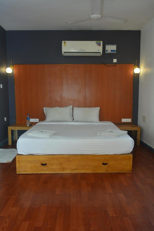 Dejavu Hotel Coimbatore Buitenkant foto