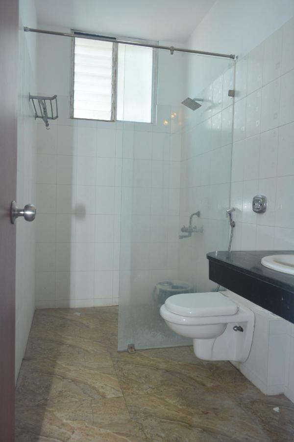Dejavu Hotel Coimbatore Buitenkant foto