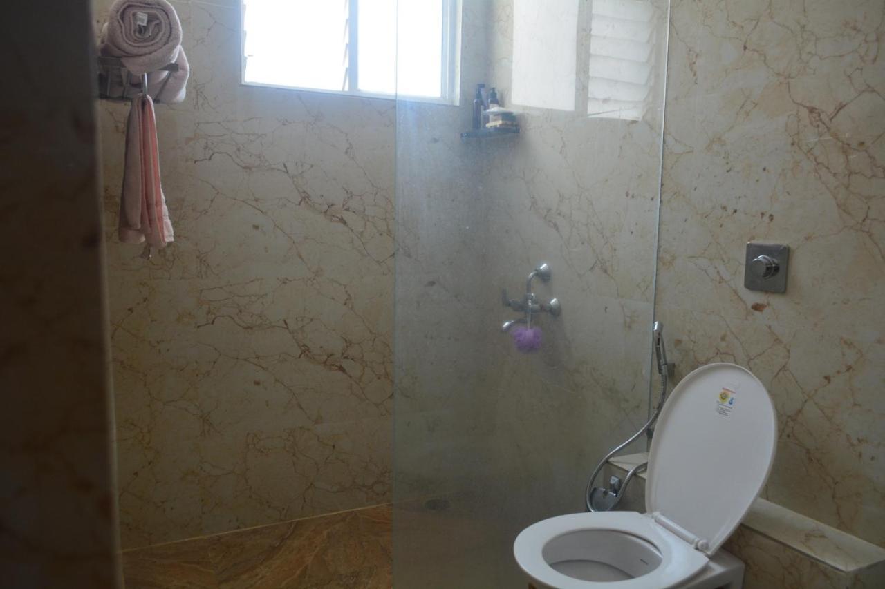 Dejavu Hotel Coimbatore Buitenkant foto