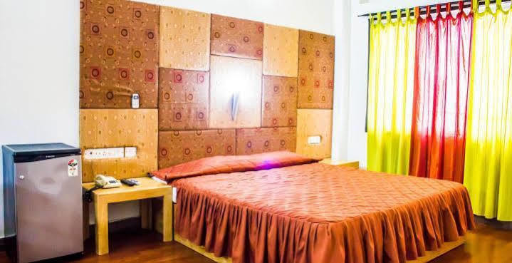 Dejavu Hotel Coimbatore Buitenkant foto